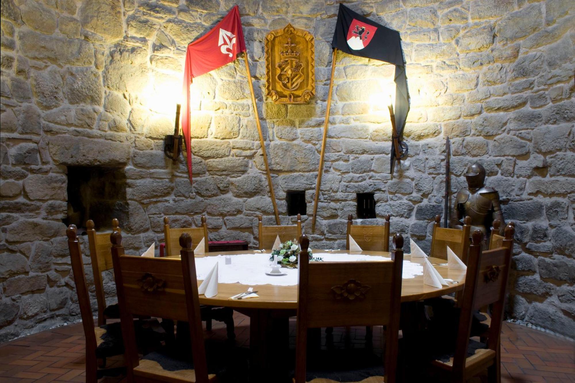 Hotel Zámeček Pod Hradem Starý Jičín Esterno foto
